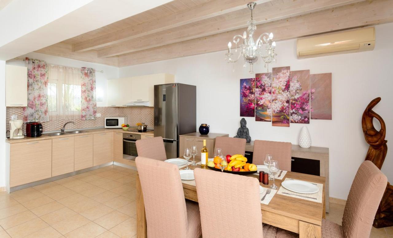 Posidonia Luxury Villas Kolympia Колімбія Екстер'єр фото